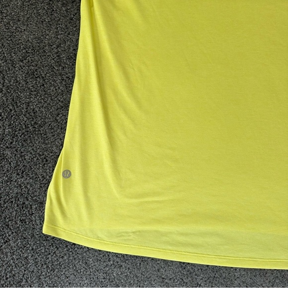 Men’s Lululemon Run Vent Tech Athletic T Shirt Reflective Details Size Large - Picture 5 of 7